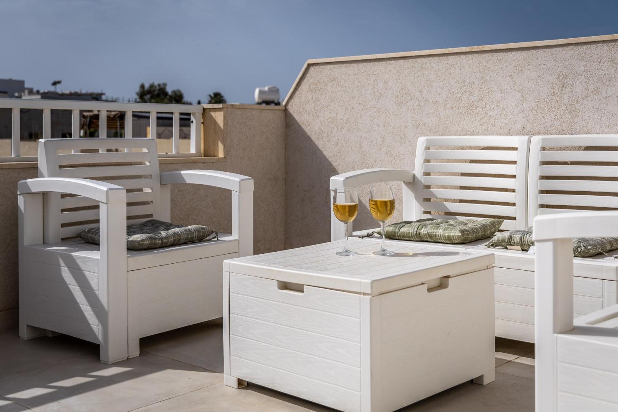 Xemx Sabiha Suite 5 Min Walk From St Julians San Ġwann Buitenkant foto