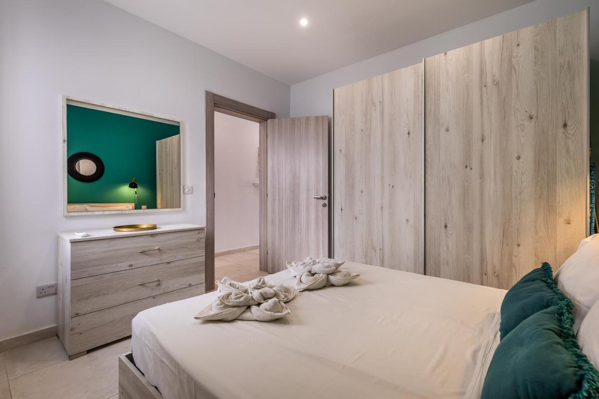 Xemx Sabiha Suite 5 Min Walk From St Julians San Ġwann Buitenkant foto